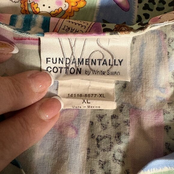 White Swan Scrub Top Womens Size XL Nurses Rule Cartoon Short Sleeve V-Neck - Picture 6 of 9